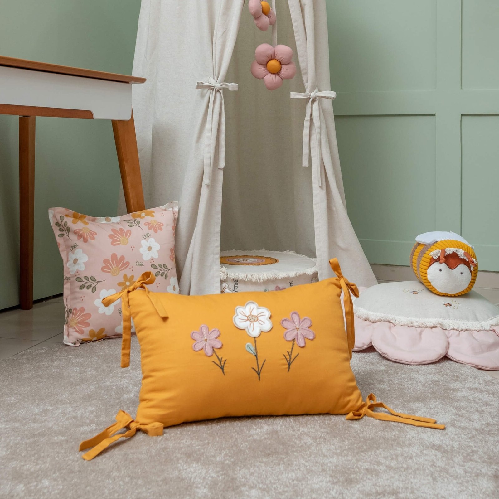 almofada-bordada-flores (2)