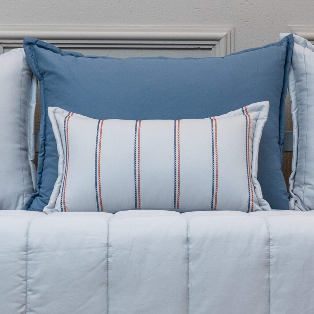 Almofada Bordada Ponto Corrente World