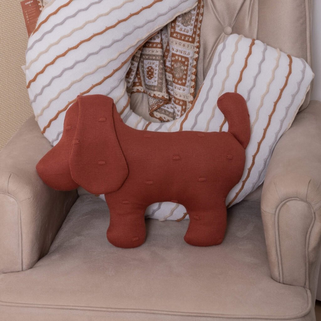 Almofada Formato Cachorro em Tricot Poá Borgonha Flick