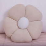 Almofada Formato Flor em Tricot Geada Meninice