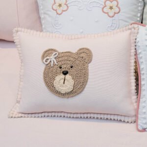 Almofada Rosto Ursa em Crochê Mel