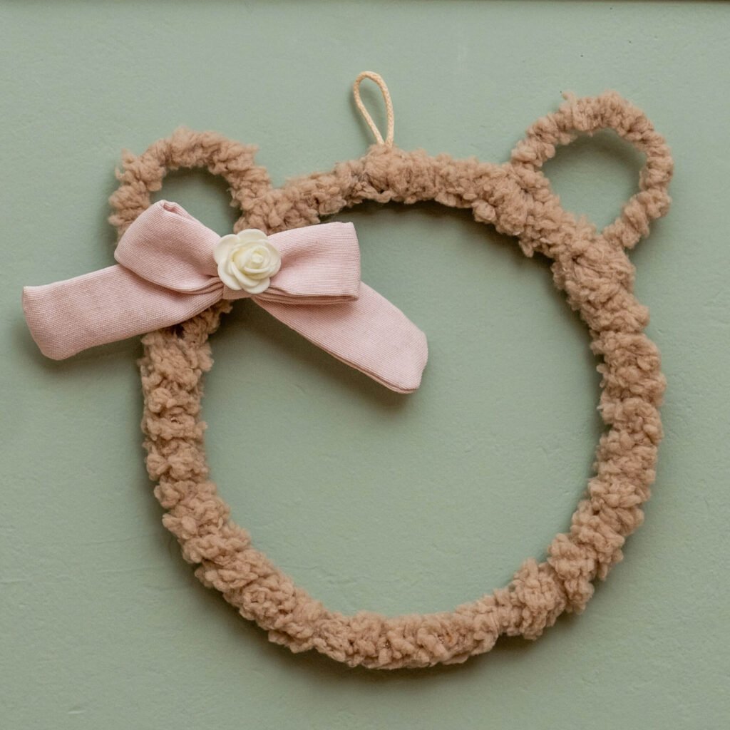 Decoração de Parede Formato Ursa Mel