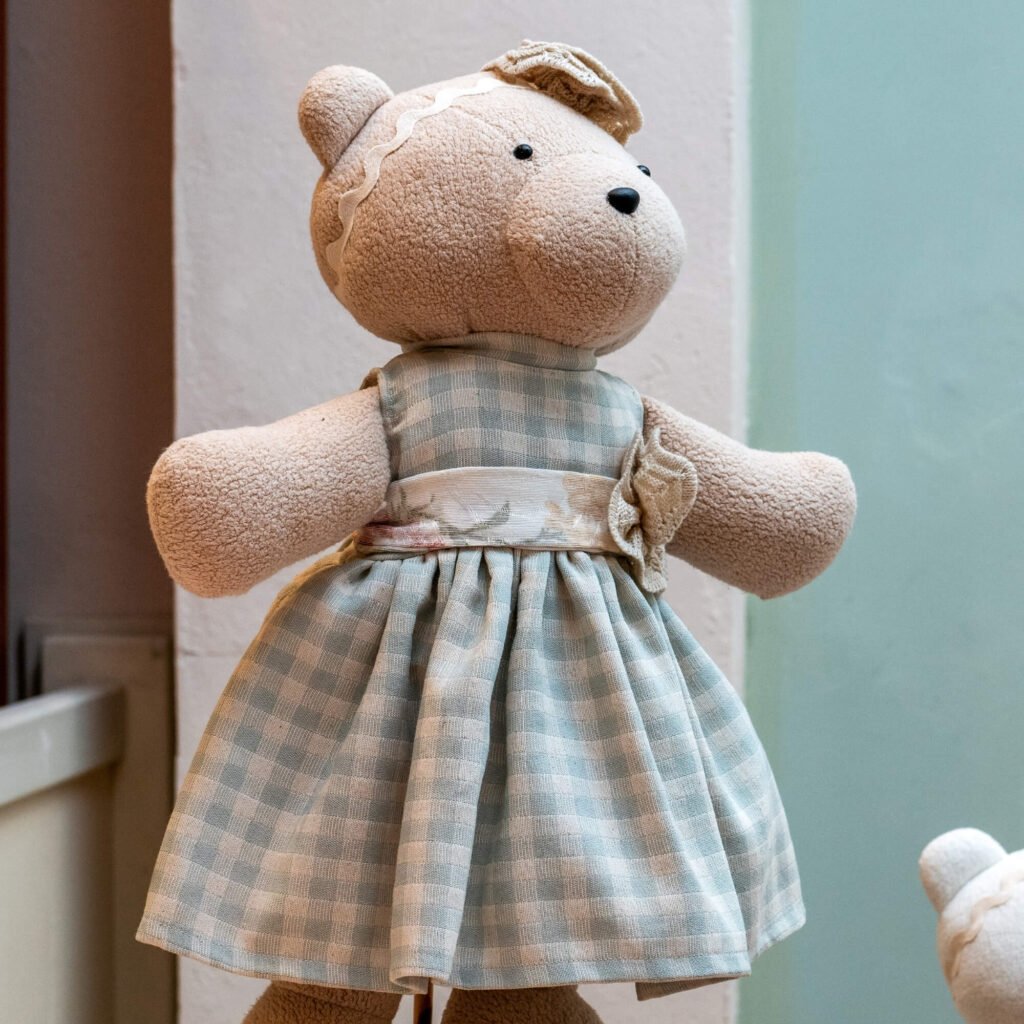 Ursa de Cama com Vestido Xadrez de Verde Mel