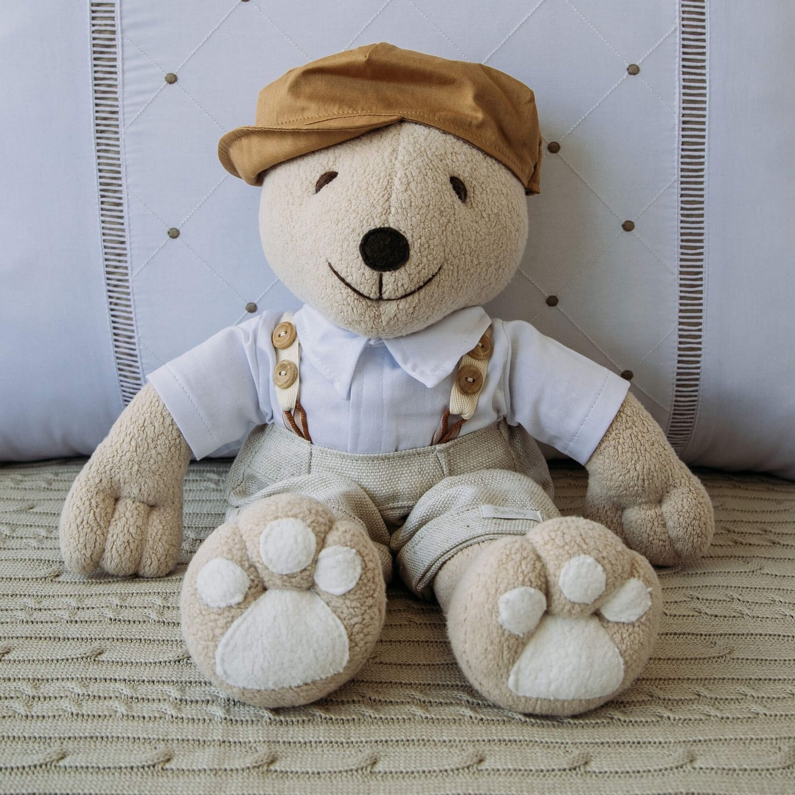 urso-com-bone-e-suspensorio-kim (1)